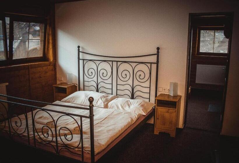 膳宿费 Penzion U Hajneho Bedricha