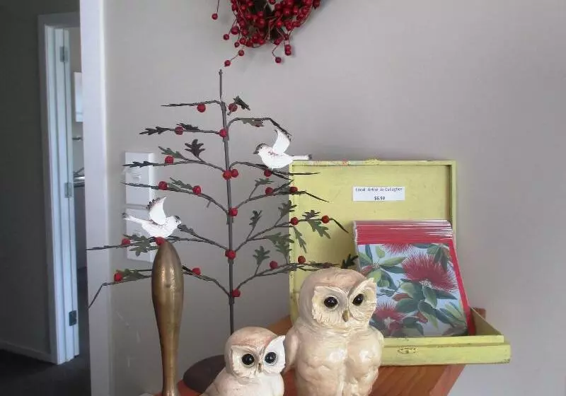 Fatowl Motel, Bar & Eatery