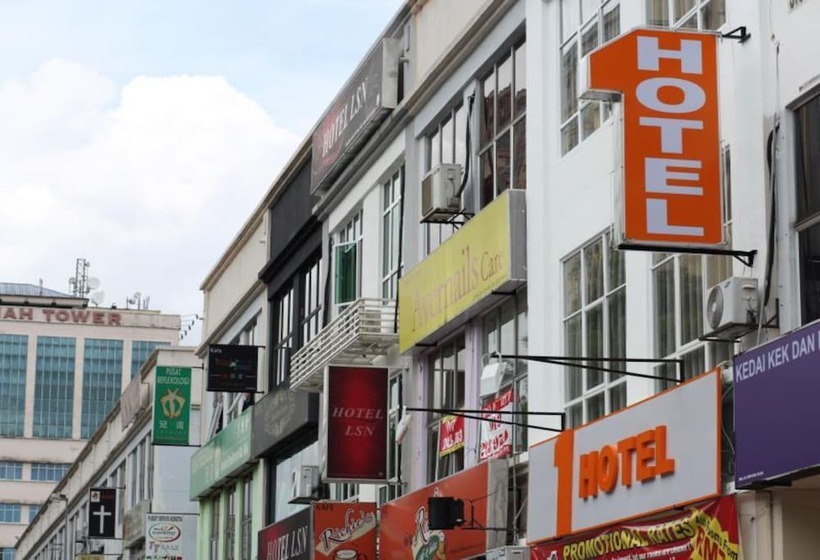 1 Hotel Taman Connaught