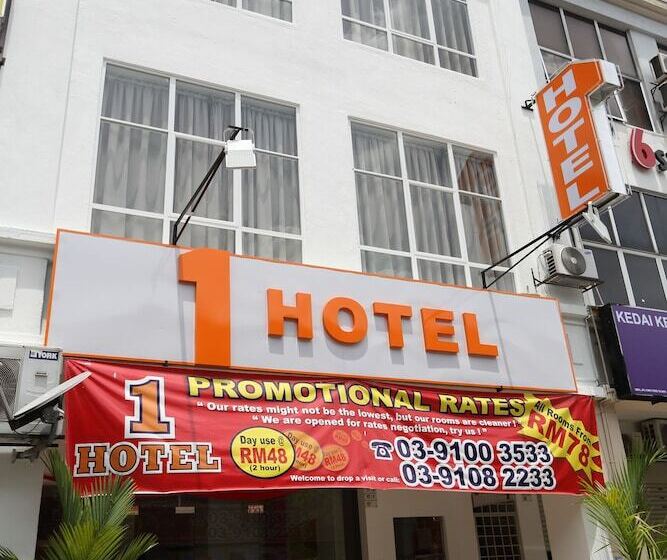 1 Hotel Taman Connaught