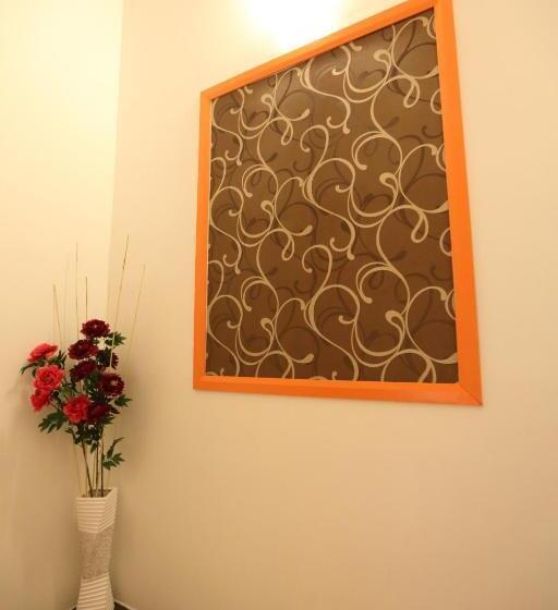 1 Hotel Taman Connaught