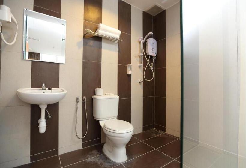 1 Hotel Taman Connaught