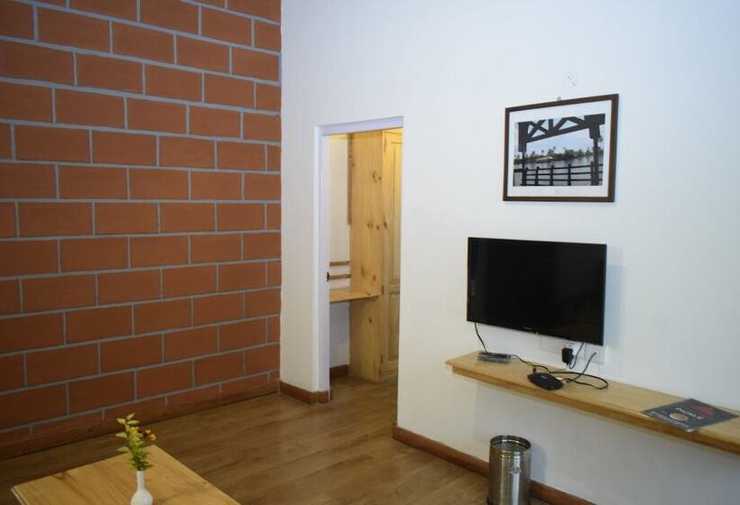 בית מלון כפרי Altius Nest