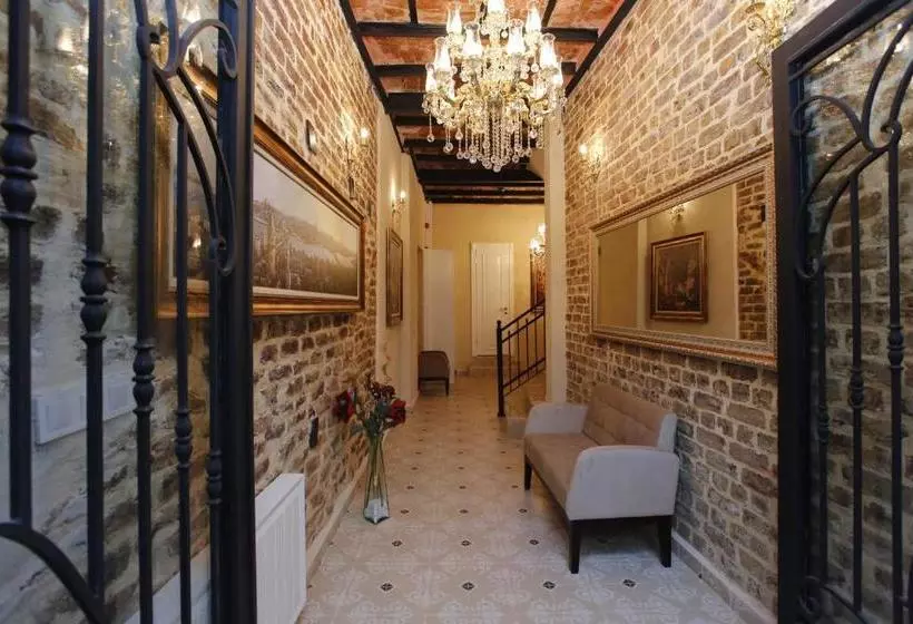 هتل Art Nouveau Galata