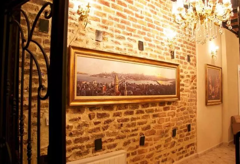 هتل Art Nouveau Galata