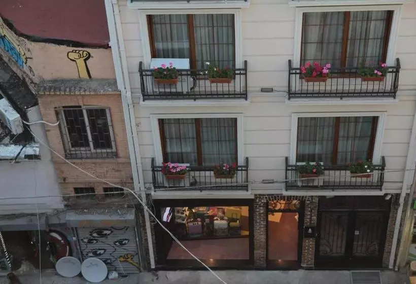 هتل Art Nouveau Galata
