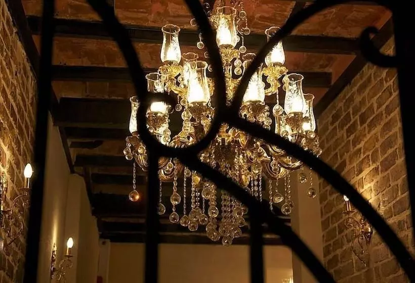 هتل Art Nouveau Galata