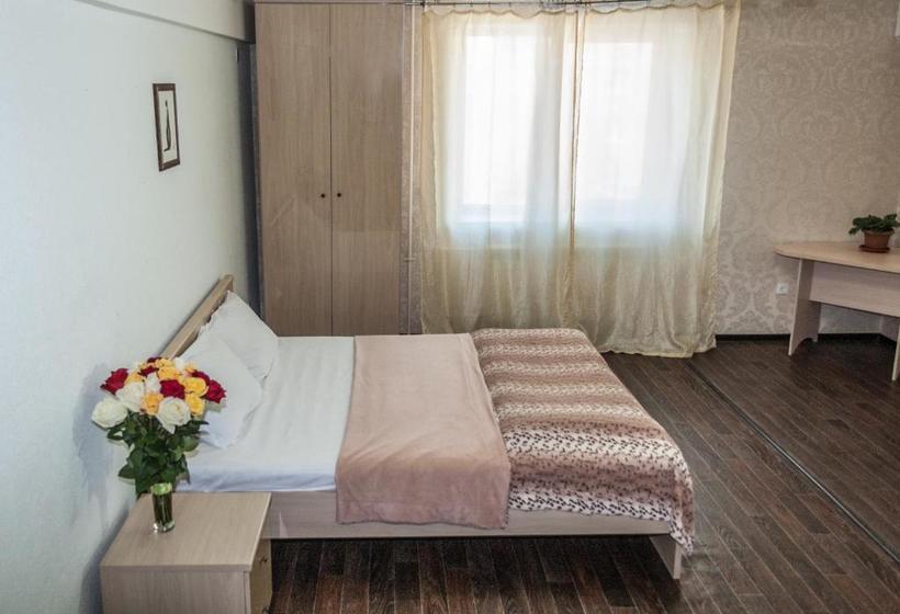 ホテル Irkutsk Hostel On Baykalskaya