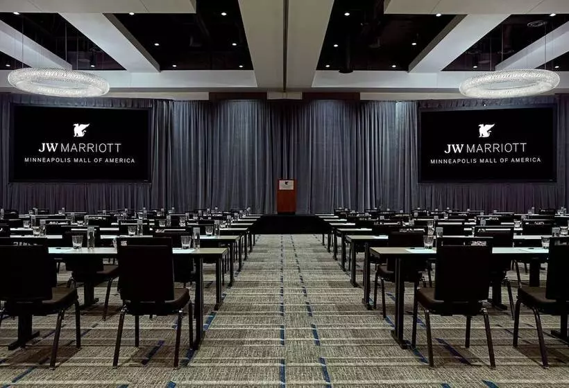 בית מלון כפרי Jw Marriott Minneapolis Mall Of America