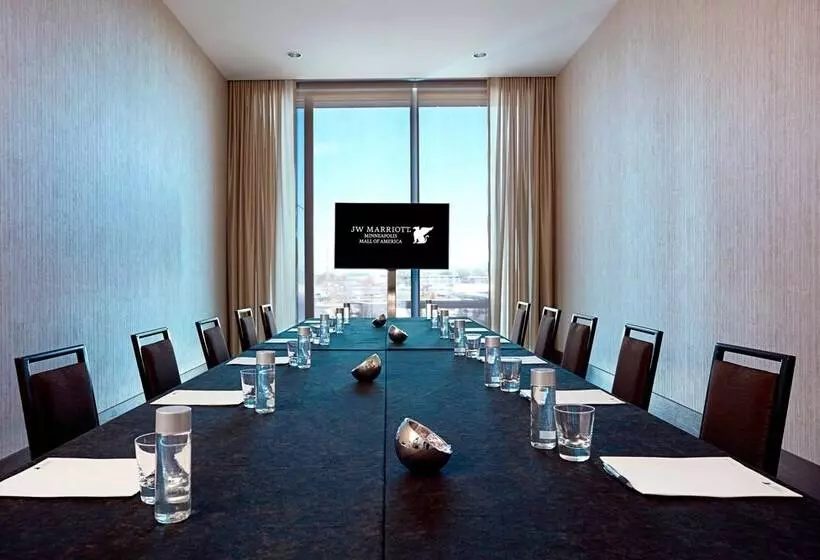 בית מלון כפרי Jw Marriott Minneapolis Mall Of America