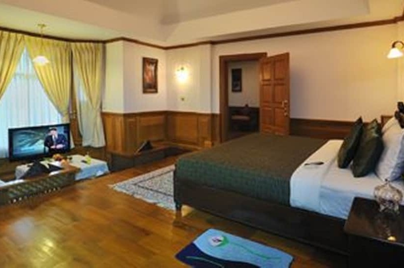 هتل Royal Reward Resort