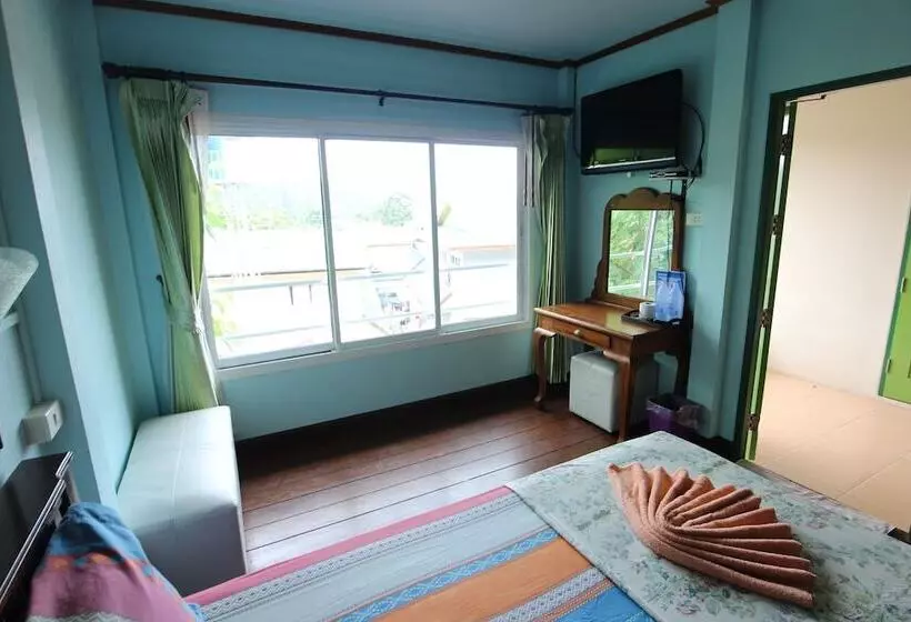 Hotel Tara Inn At The Rock