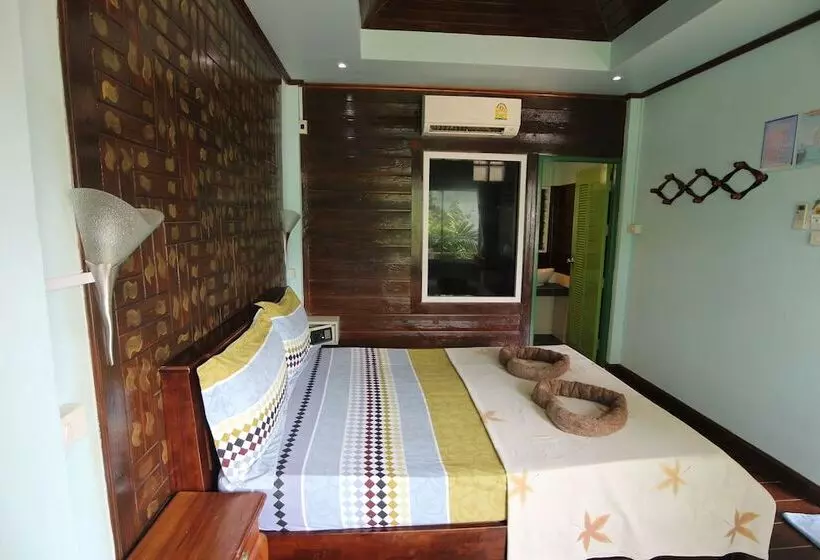 Hotel Tara Inn At The Rock