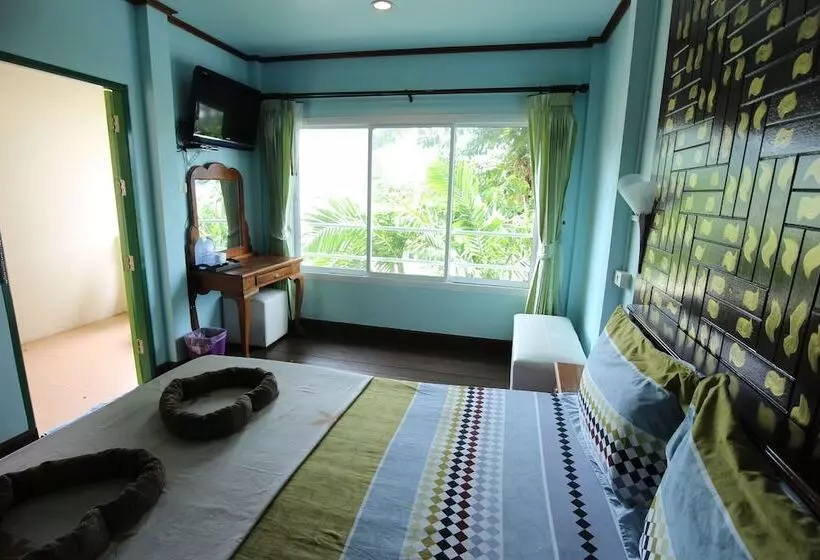 Hotel Tara Inn At The Rock