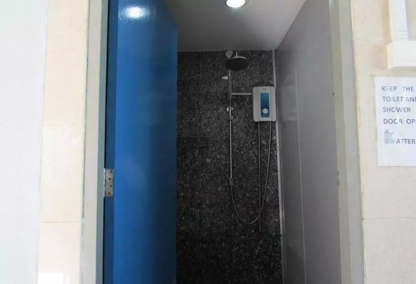 Mks Backpackers Hostel  Cuff Road