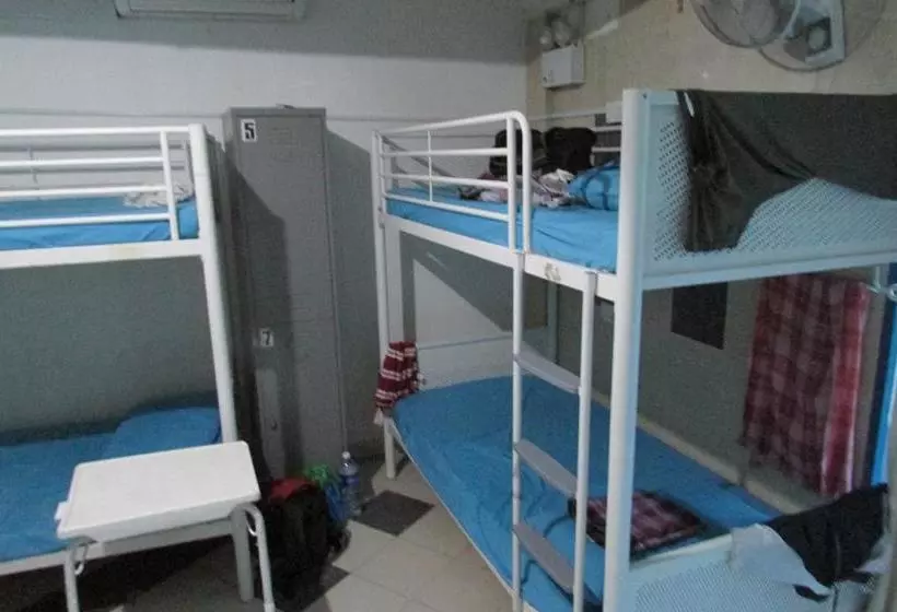 Mks Backpackers Hostel  Cuff Road