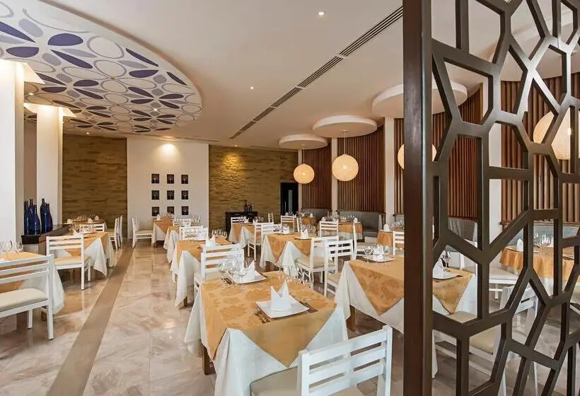 استراحتگاه Iberostar Origin Playa Pilar