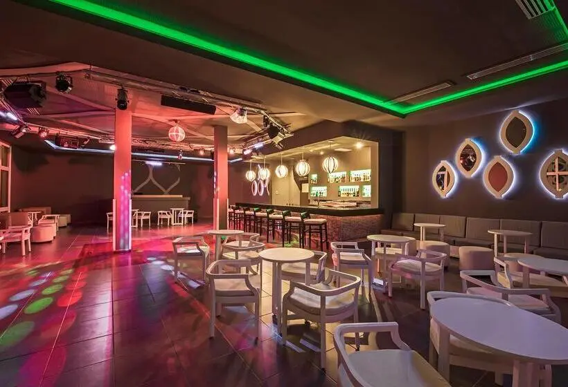 استراحتگاه Iberostar Origin Playa Pilar