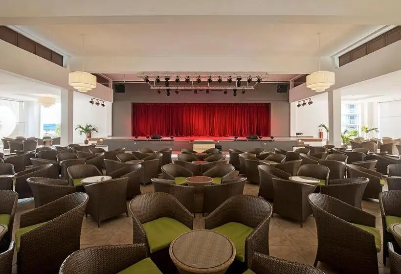 استراحتگاه Iberostar Origin Playa Pilar