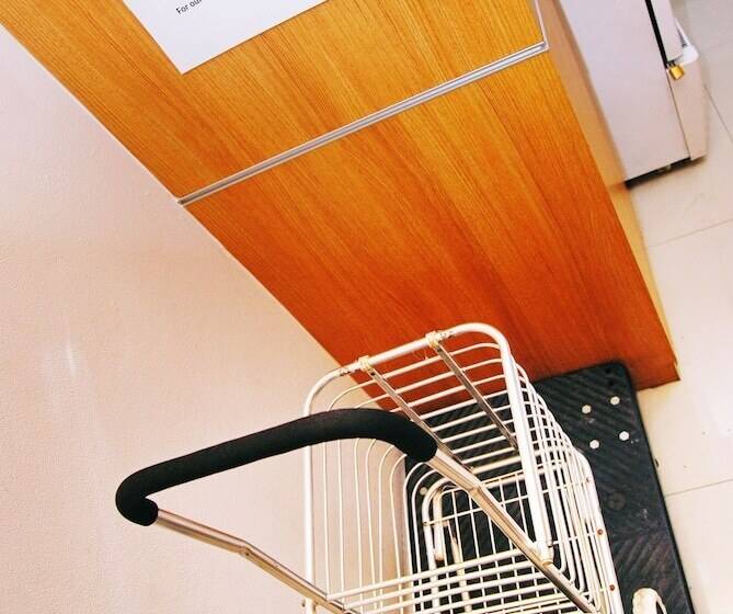 Riski Residence Ngamwongwan