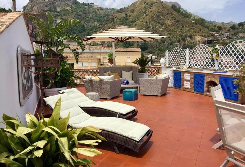 ベッドアンドブレックファースト Casa Aricò & Shatulle Suites