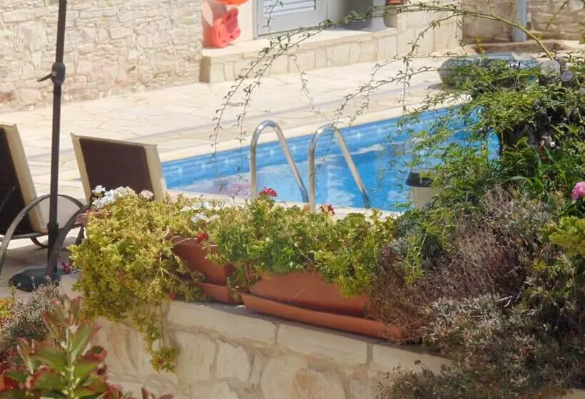 Charalambos Holiday Cottage