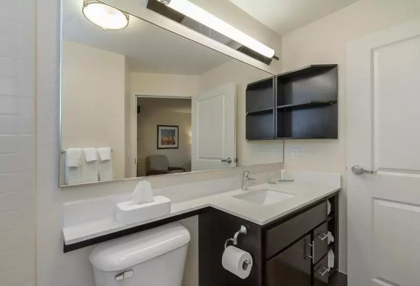 ホテル Candlewood Suites Mishawaka, An Ihg