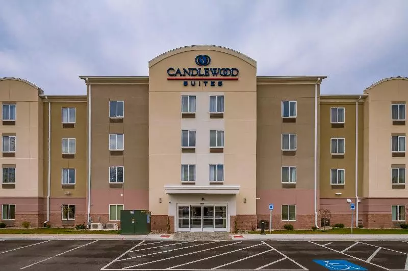 ホテル Candlewood Suites Mishawaka, An Ihg