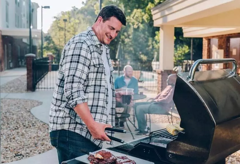 ホテル Candlewood Suites Mishawaka, An Ihg