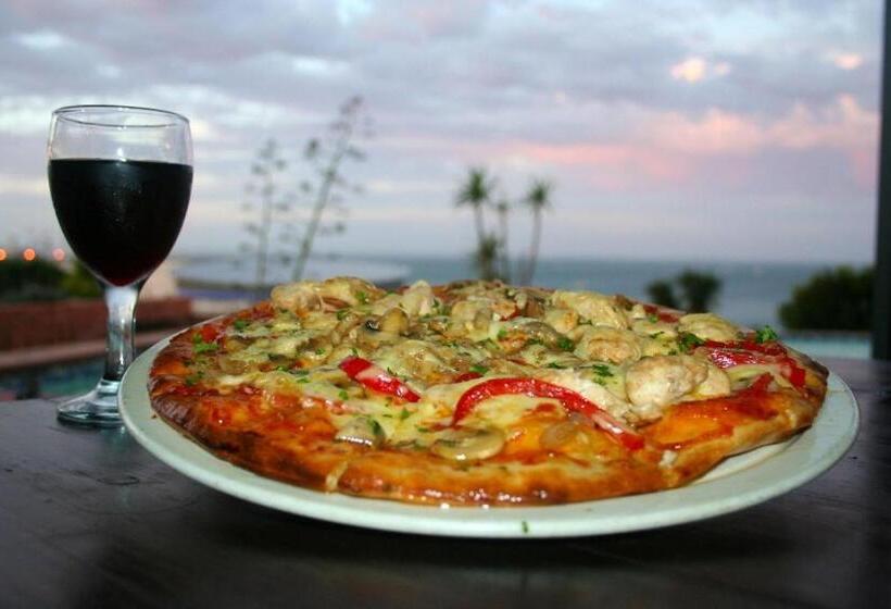 Chapman Hotel And Conference Centre