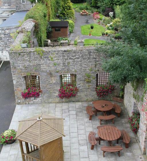 בית מלון כפרי Deebert House