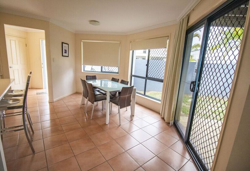 فندق Grange Resort Hervey Bay