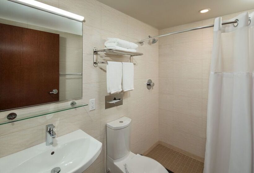 בית מלון כפרי Jaslin