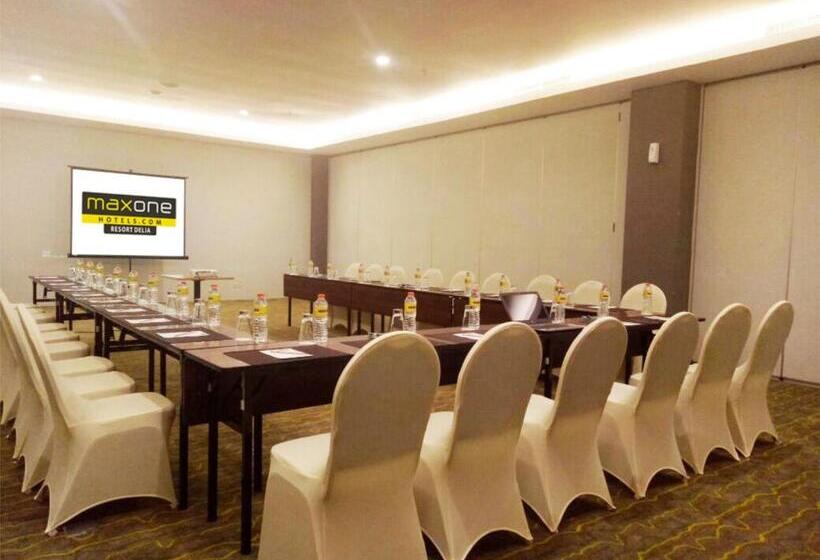 Maxonehotels.com Resort Makassar