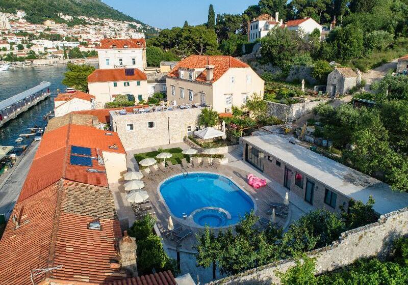 Отель Orka Apartments