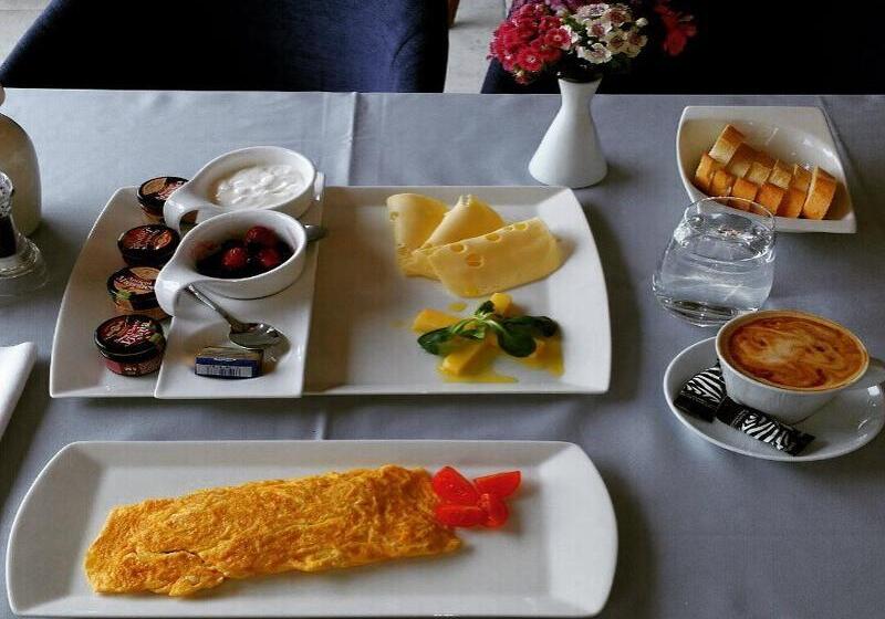 Отель Orka Apartments