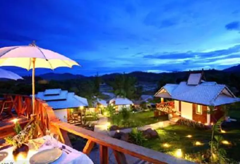 هتل Pailove & Baanchonphao Resort