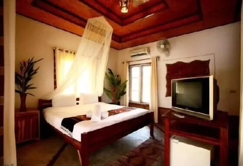 هتل Pailove & Baanchonphao Resort