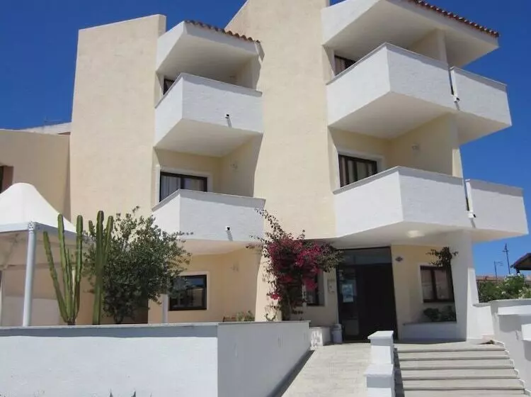 ホテル Palau City