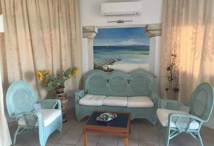 ホテル Palau City