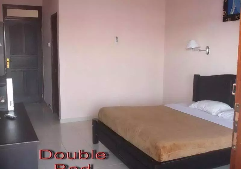 هتل Pesona Beach Inn