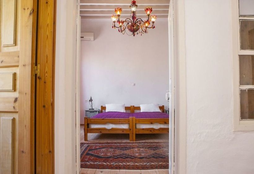 فندق Red Door House