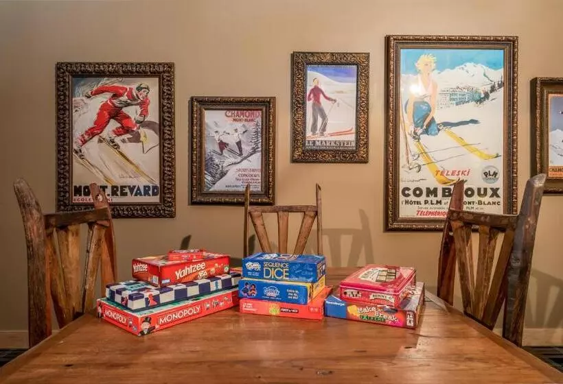 Отель Snow Cap Inn