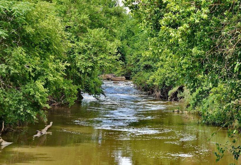 בית מלון כפרי Thanda Manzi Country