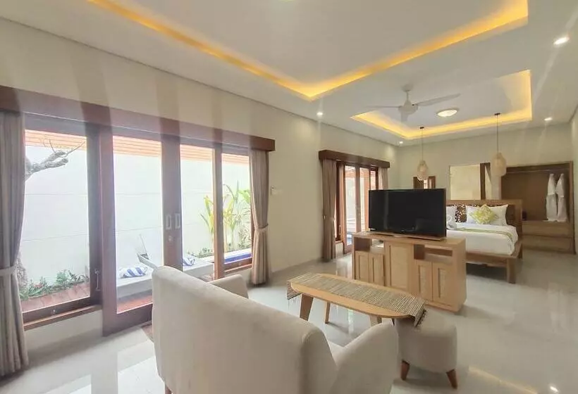 هتل Three Brothers Bungalows & Villas