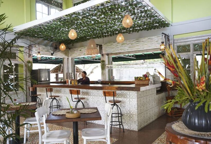 호텔 Three Brothers Bungalows & Villas