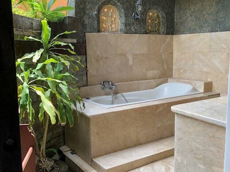 호텔 Three Brothers Bungalows & Villas