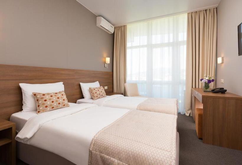 בית מלון כפרי Znanie Health Resort