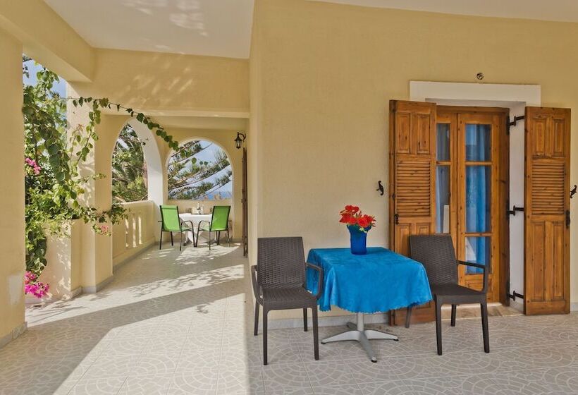 Montemar Studios & Apartments