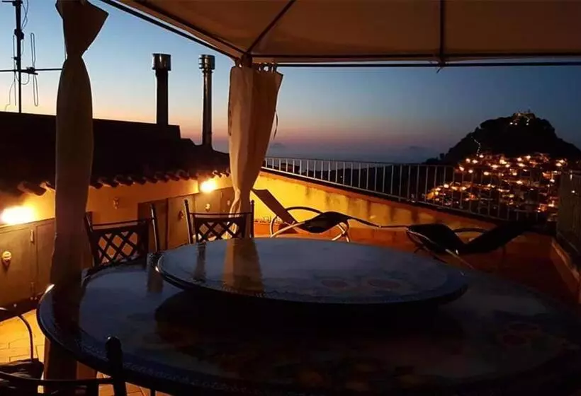 Majatalo Heart Of Sicily